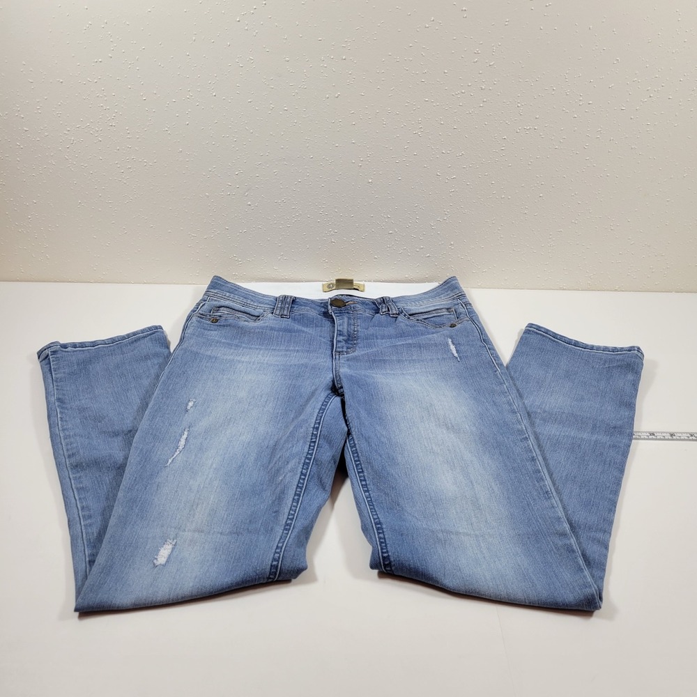 Democracy Jeans Women 8 Blue Excellent Distressed Ab Technology Straight Leg
